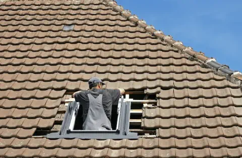 Pose de velux - Pont-d'Ouilly